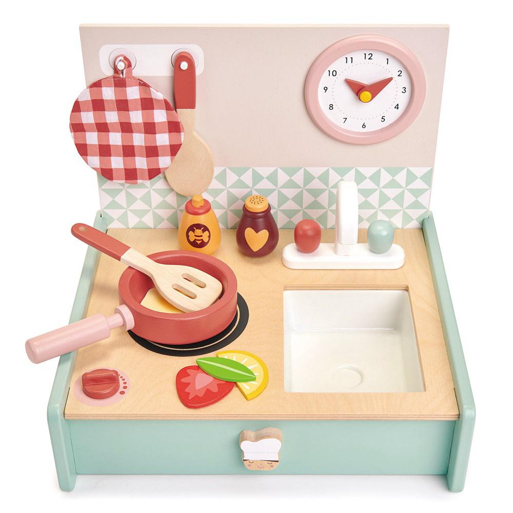 TL8201-kitchenette-1_HR 2
