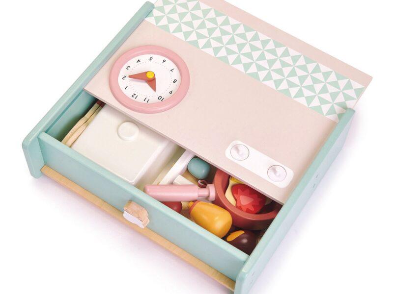 TL8201-kitchenette-2_HR