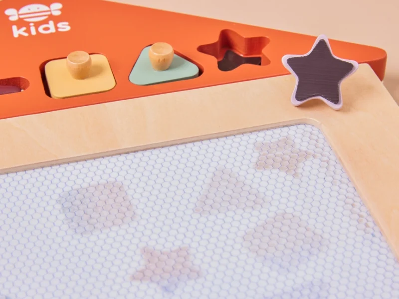 Magnetic drawing board 3